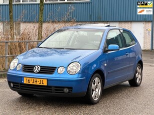 Volkswagen Polo 1.4-16V Highline Clima! Open dak! LM