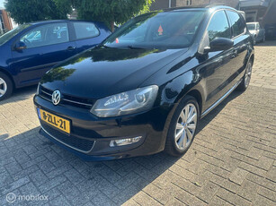 Volkswagen Polo 1.6 TDI Highline DSG ECC PANO CRUISE