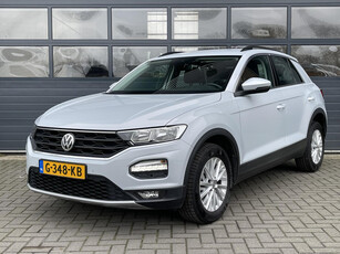 VOLKSWAGEN T-ROC 1.5 TSI STYLE I AUTOMAAT I TREKHAAK I APPLE/ANDROID I NAVIGATIE I PARKEERSENSOREN