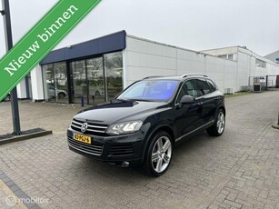 Volkswagen Touareg 3.0 TDI 4Moition R-Line Ex BPM !!