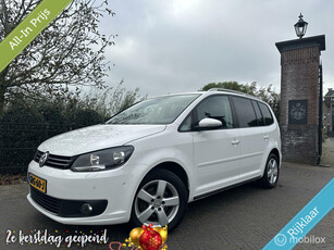 Volkswagen Touran 1.4TSI DSG 7-personen Trekhaak Navi Cruise