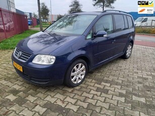 Volkswagen Touran 1.6-16V FSI Trendline 2003 Airco Cruise