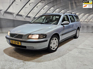 Volvo V70 2.4