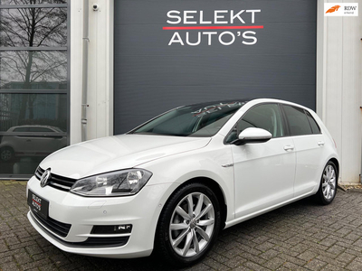 Volkswagen Golf 1.2 TSI CUP Panoramadak/Climate/Cruise/Navigatie/Stoelverwarming/17 Inch/Elekt Ramen/Elekt Spiegels/Apk 10-2025