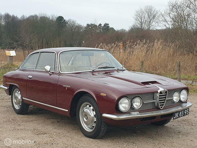 Alfa Romeo 2600 Sprint