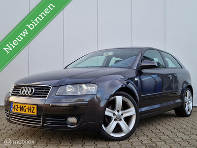 AUDI A3 1.6 AMBITION/CLIMATE/18''LMV/CRUISE