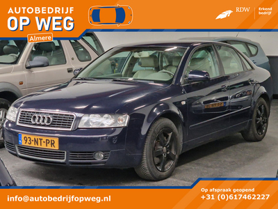 Audi A4 Limousine 2.0 FSI LEES TEKST