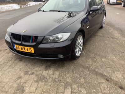 BMW 3-serie 320I EXEC TOPSTAAT TOURING YOUNGTIMER