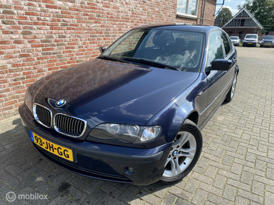 BMW 3-serie 320i Executive