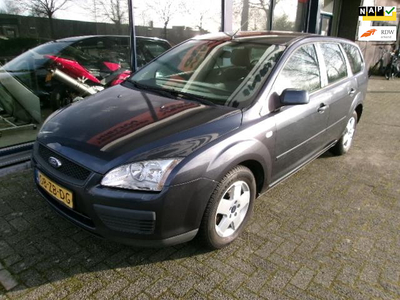 Ford Focus Wagon 1.6-16V Trend