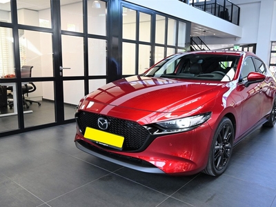 Mazda 3 e-SkyActiv-X 186 6MT Luxury met i-Activsense *Dealeronderhouden*