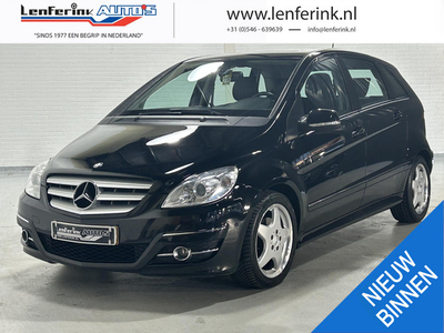 Mercedes-Benz B-klasse 200 Navi Sportstoelen Cruise Panodak Leder/stof Stoelverwarming