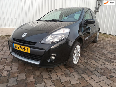 Renault Clio 1.2 TCe Sélection Business MOTOR DEFECT!!!