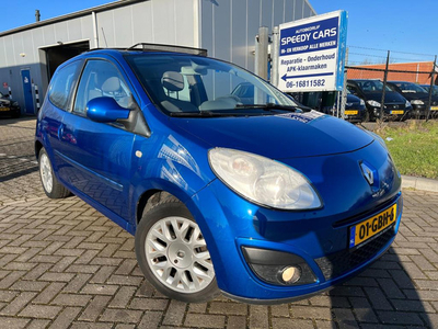 Renault Twingo 1.2-16V Initiale 2008 Leer Pano Clima Trekhaak