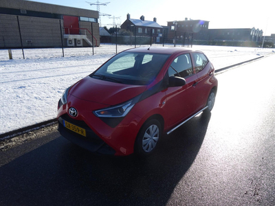 Toyota Aygo 1.0 VVT-i x-fun