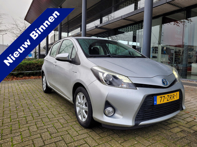 Toyota Yaris 1.5 Full Hybrid Aspiration Automaat | Navi | Licht Metalen Velgen | Clima Control