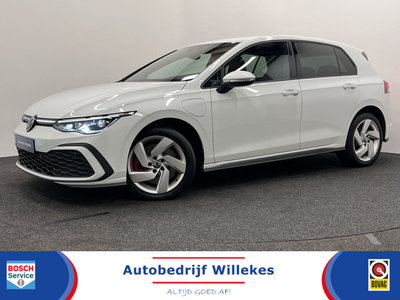 Volkswagen Golf 1.4 eHybrid GTE | STUUR-/STOELVERWARMING | NAVIGATIE | PARKEERSENSOREN |