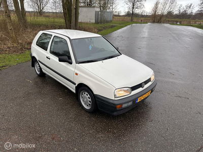 Volkswagen Golf 3 1.4 CL 98.115KM