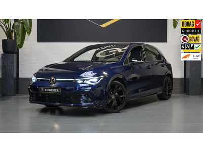 Volkswagen Golf VIII R-Line Black Style 1.5 eTSI 150 Pk AUTOMAAT-ACC-ALCANTARA-CLIMA-CAMERA-IQ LIGHT-KEYLESS-MODE-NAVI-VIRTUEEL