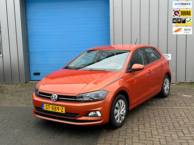 Volkswagen Polo 1.0 TSI Comfortline / /Apple Carplay