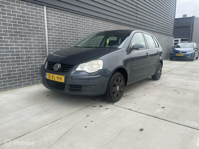 Volkswagen Polo 1.4 United AIRCO NAP Elec.Rm. APK