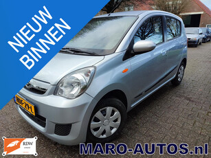 Daihatsu Cuore 1.0 Class Premium AIRCO | SCHUIFBANK | 41.000 km! 1e EIGENARESSE! RIJKLAAR! Elektr. ramen & spiegels | Boekjes, etc.