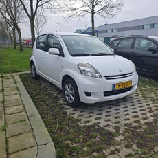 Daihatsu Sirion 1.0 uitvoering met 5 deuren