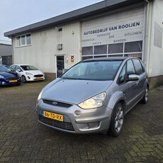 Ford S-max 2.5-20v Turbo. 1700 kg trekken. nieuwe APK