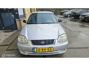 Hyundai Accent 1.3i Active