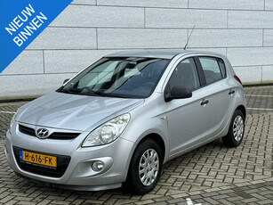 Hyundai i20 1.2i Business Edition Airco/PDC/USB