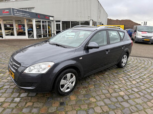 Kia Cee'd Sporty Wagon 1.4 CVVT X-tra