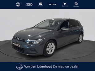 Volkswagen Golf 1.0 TSI Life 110pk | Privacy Glass | Lichtmetalen velgen