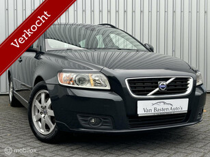 Volvo V50 1.8 Momentum | Leder | Trekhaak | Youngtimer | 09 | Volledige Historie |