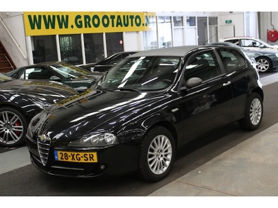 Alfa Romeo 147 Benzine