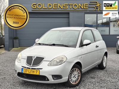 Lancia Ypsilon Benzine