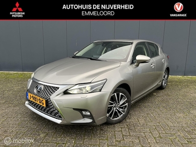 Lexus CT Benzine