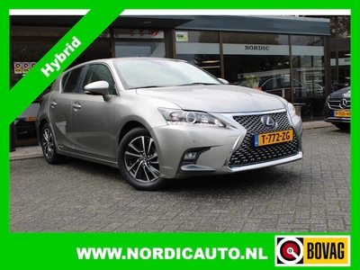 Lexus CT Benzine