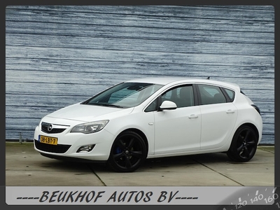 Opel Astra Benzine