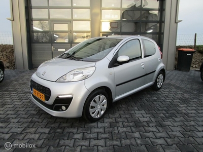 Peugeot 107 Benzine