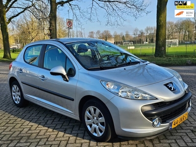 Peugeot 207 Benzine