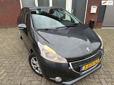 Peugeot 208 Benzine