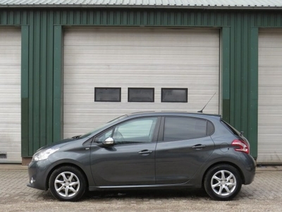 Peugeot 208 Benzine