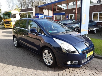 Peugeot 5008 Benzine