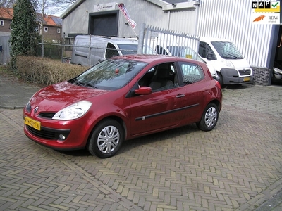 Renault Clio Benzine