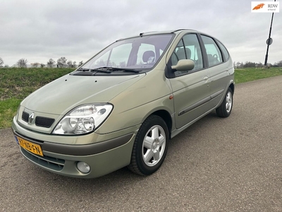 Renault Scenic Benzine