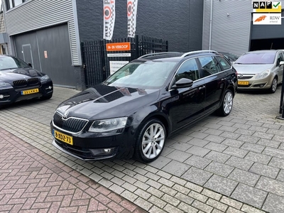 Skoda Octavia Benzine