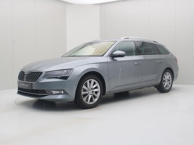 Skoda Superb Benzine