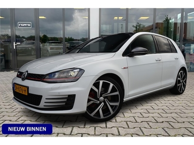 Volkswagen Golf Benzine