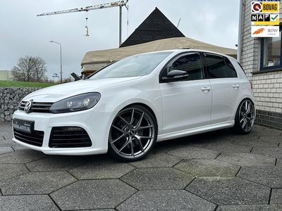 Volkswagen Golf Benzine