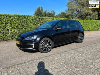 Volkswagen Golf Benzine